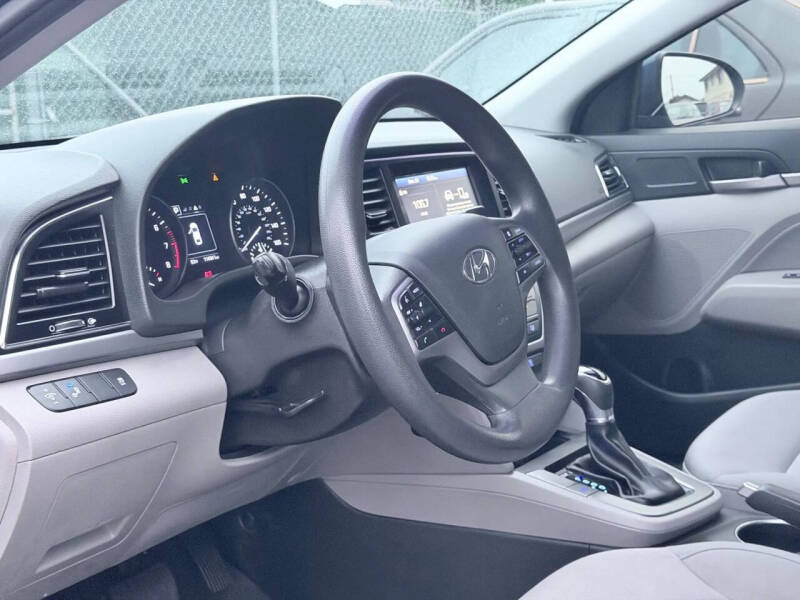 2018 Hyundai Elantra