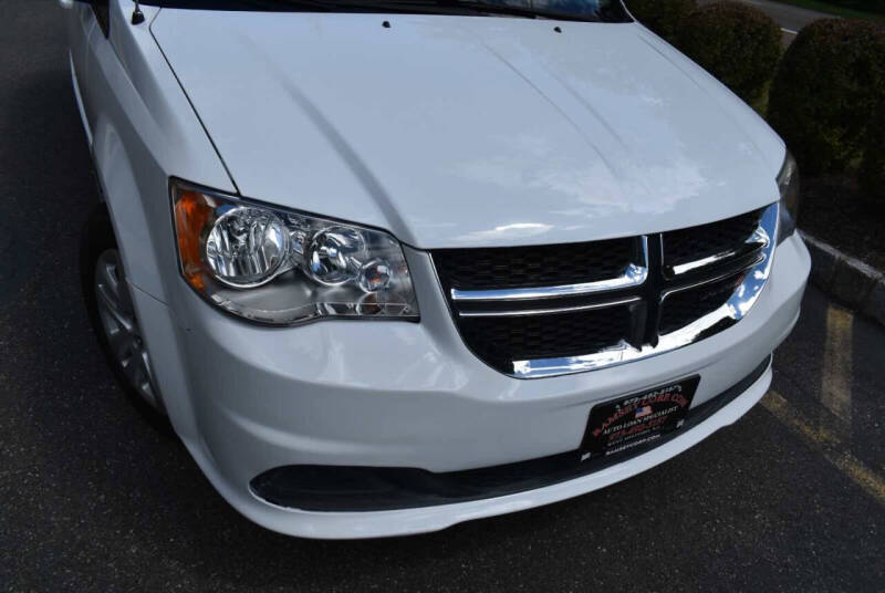 2017 Dodge Grand Caravan SE