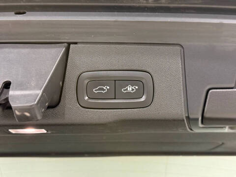 2021 Volvo XC60 Recharge T8 Inscription