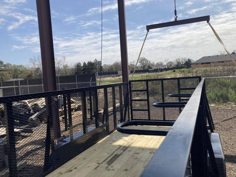 2024 Top Hat Trailers 2024 Top Hat Trailer 83 x 20'