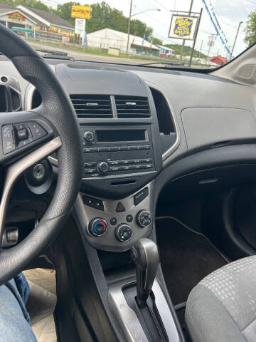 2014 Chevrolet Sonic LS Auto