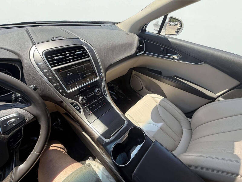 2017 Lincoln MKX Select