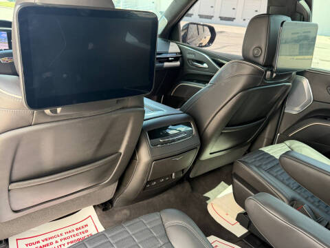 2024 Cadillac Escalade-V