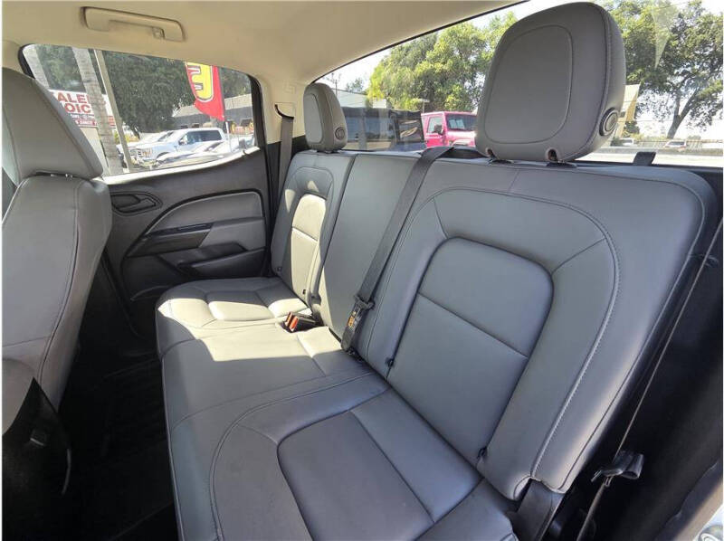 2022 GMC Canyon Elevation Standard