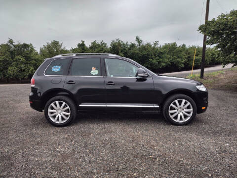 2010 Volkswagen Touareg for sale at M AND S CAR SALES LLC in Independence OR
