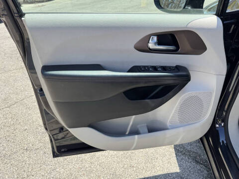 2019 Chrysler Pacifica Touring L