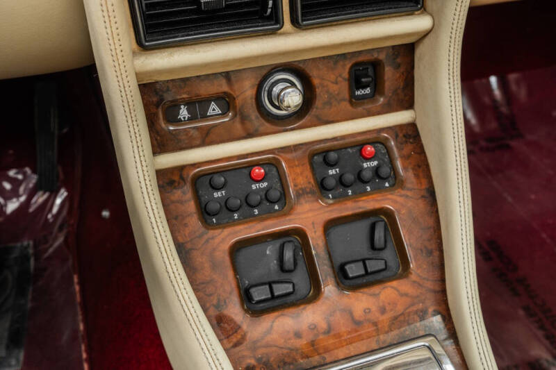 1987 Rolls-Royce Corniche