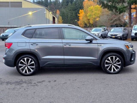 2023 Volkswagen Taos SE 4Motion