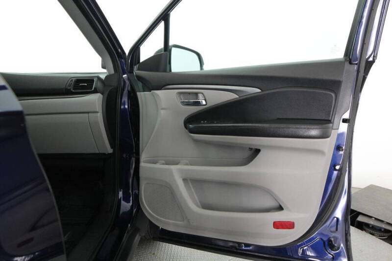 2016 Honda Pilot LX