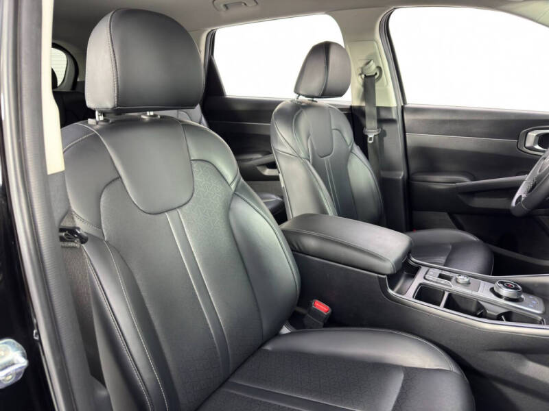 2022 Kia Sorento Hybrid S