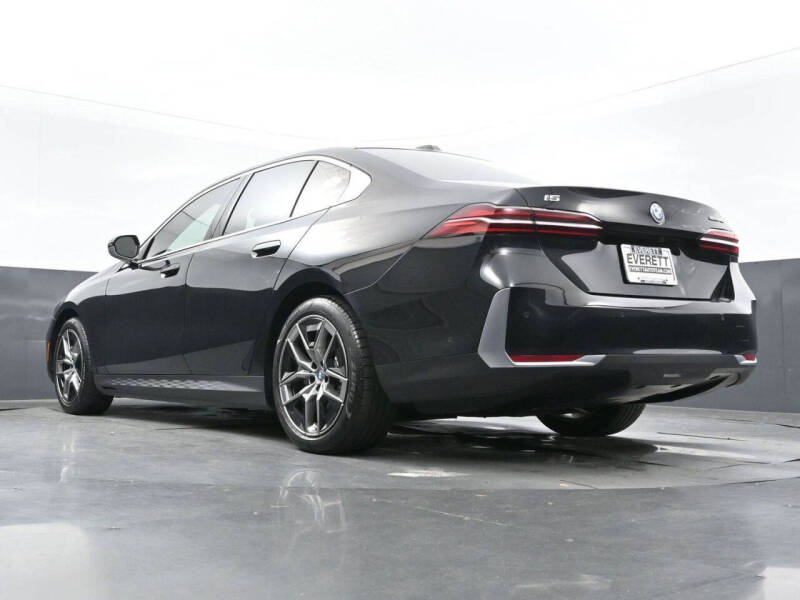 2024 BMW i5 eDrive40