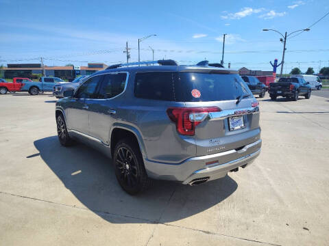 2020 GMC Acadia Denali