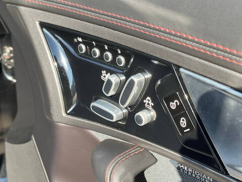 2015 Jaguar F-TYPE R