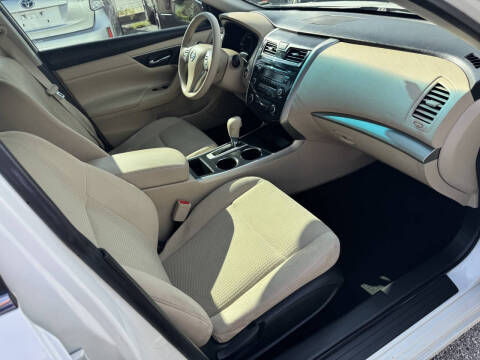 2015 Nissan Altima 2.5 S
