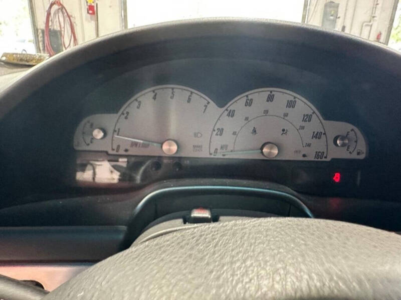 2002 Ford Thunderbird Deluxe