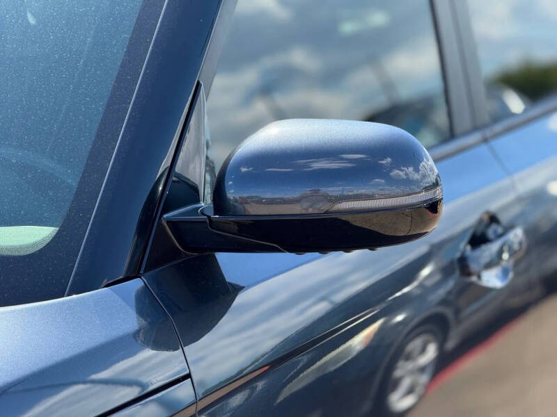 2020 Kia Soul GT-Line