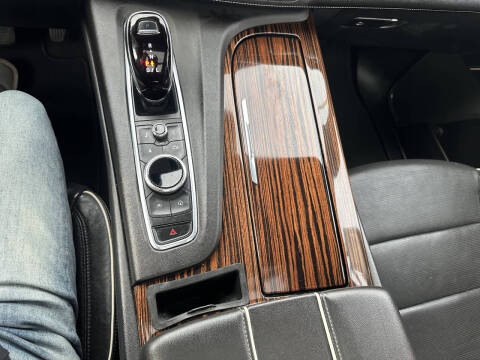 2022 Cadillac Escalade ESV Premium Luxury