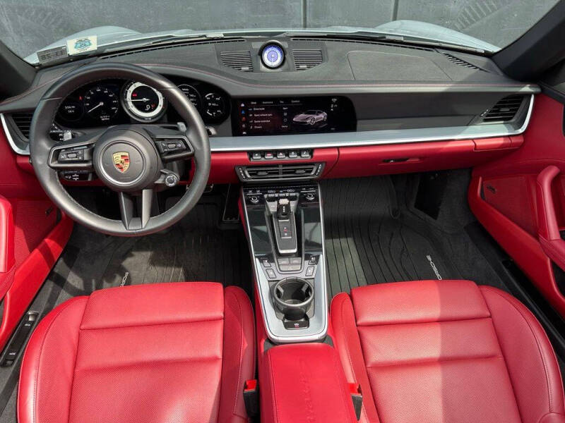 2023 Porsche 911 Carrera 4S