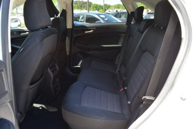 2021 Ford Edge SE