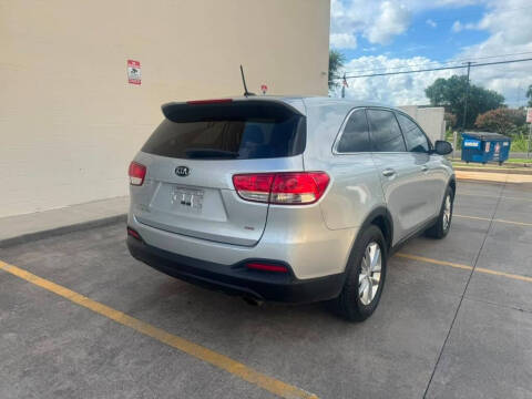 2017 Kia Sorento LX