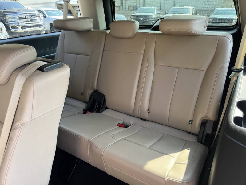 2023 Ford Expedition MAX XLT