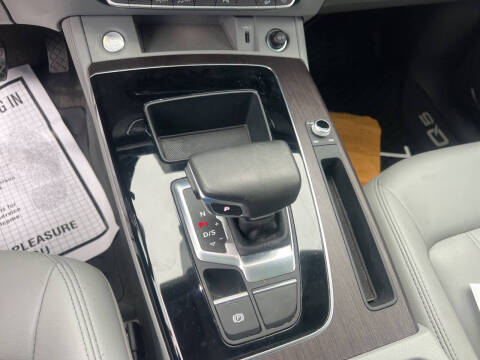 2022 Audi Q5 quattro S line Prem Plus 45 TFSI