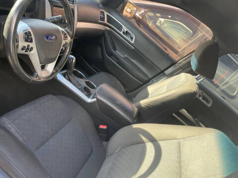 2011 Ford Explorer XLT