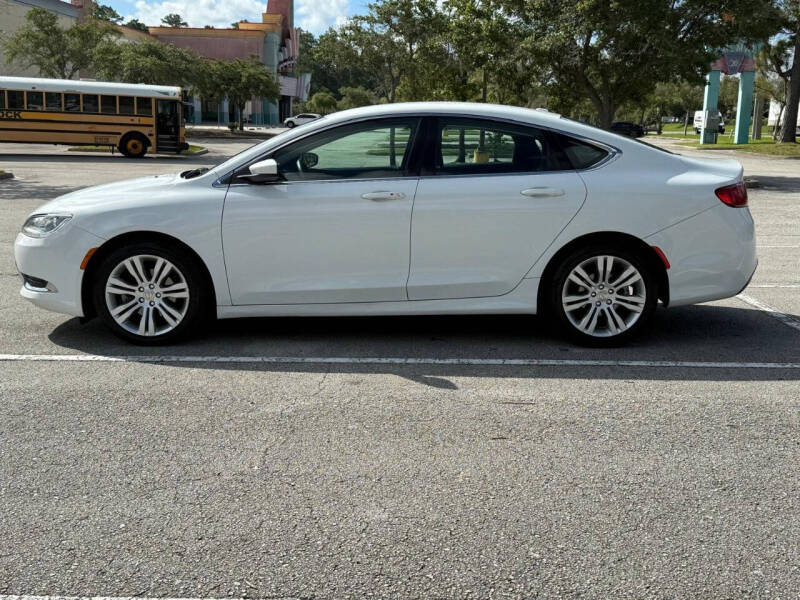 2015 Chrysler 200 Limited