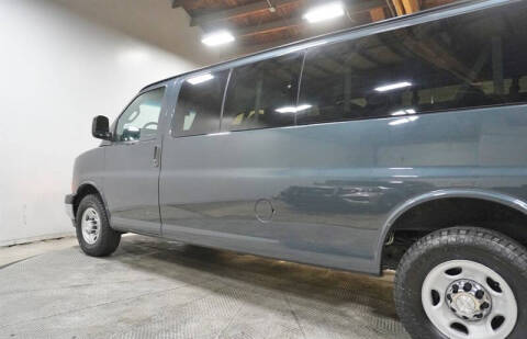 2017 Chevrolet Express LT 3500