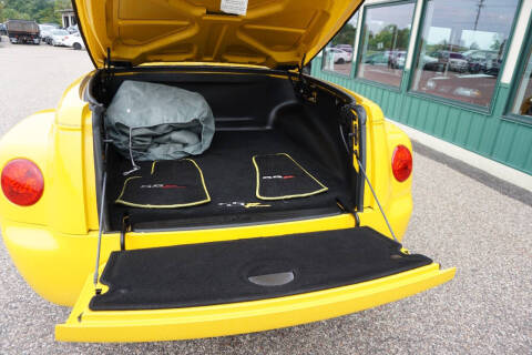 2004 Chevrolet SSR LS