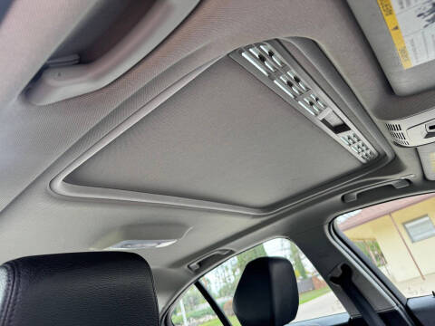 2016 BMW 3 Series 320i