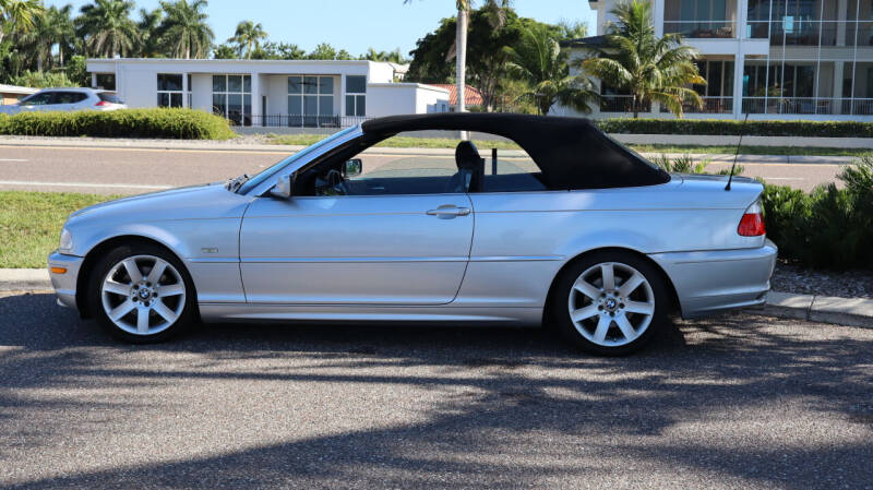 2002 BMW 3 Series 325Ci