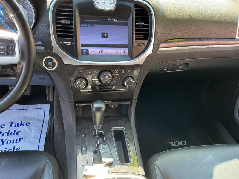 2011 Chrysler 300 Limited