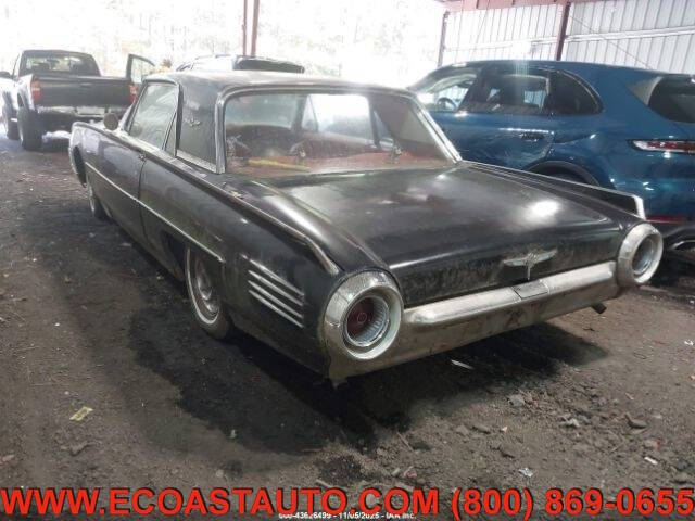 1961 Ford Thunderbird