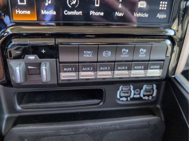 2024 RAM 3500 Laramie