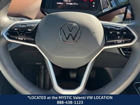 2023 Volkswagen ID.4 Pro