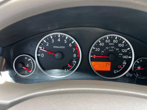 2011 Nissan Pathfinder SV