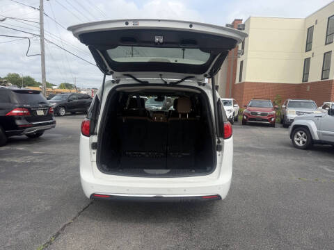 2017 Chrysler Pacifica Limited