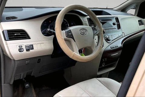 2013 Toyota Sienna