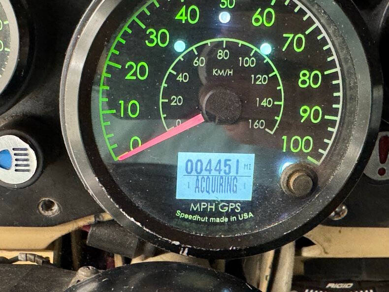 2005 AM General Hummer