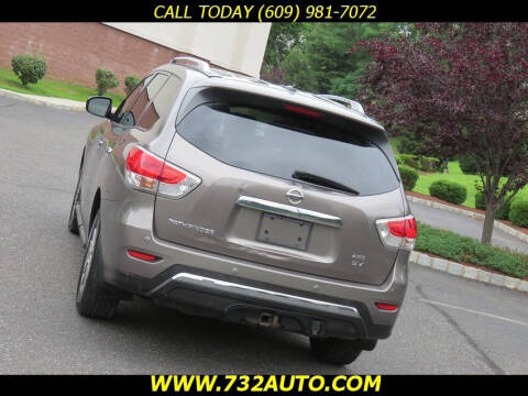 2014 Nissan Pathfinder SV