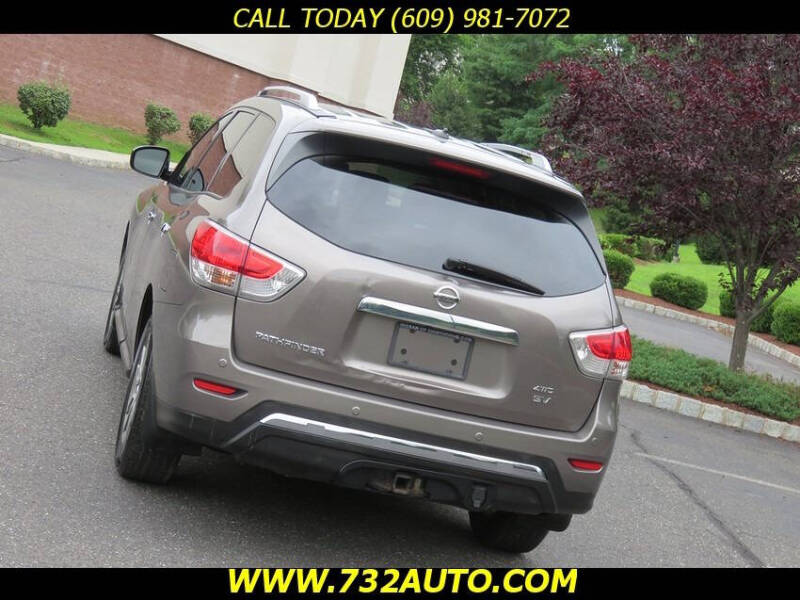 2014 Nissan Pathfinder SV