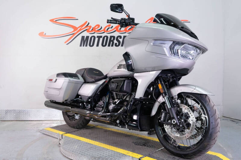 2023 Harley-Davidson CVO Road Glide