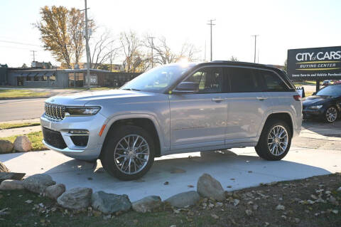 2022 Jeep Grand Cherokee Summit
