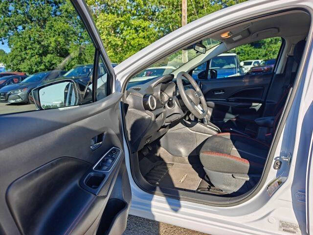 2024 Nissan Versa SR