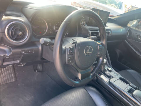 2022 Lexus IS 300