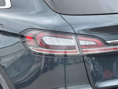 2021 Lincoln Nautilus Reserve