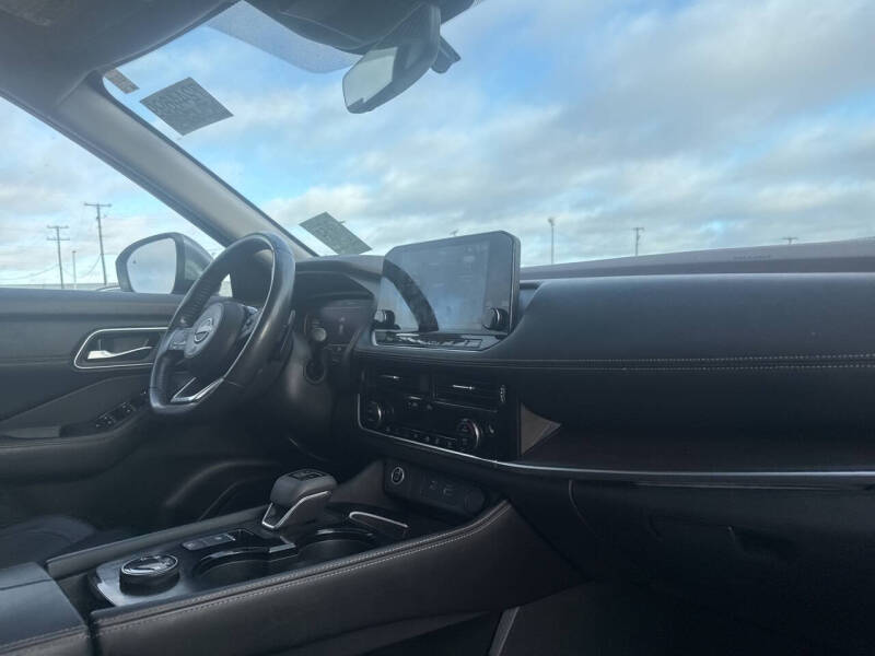 2023 Nissan Rogue Platinum