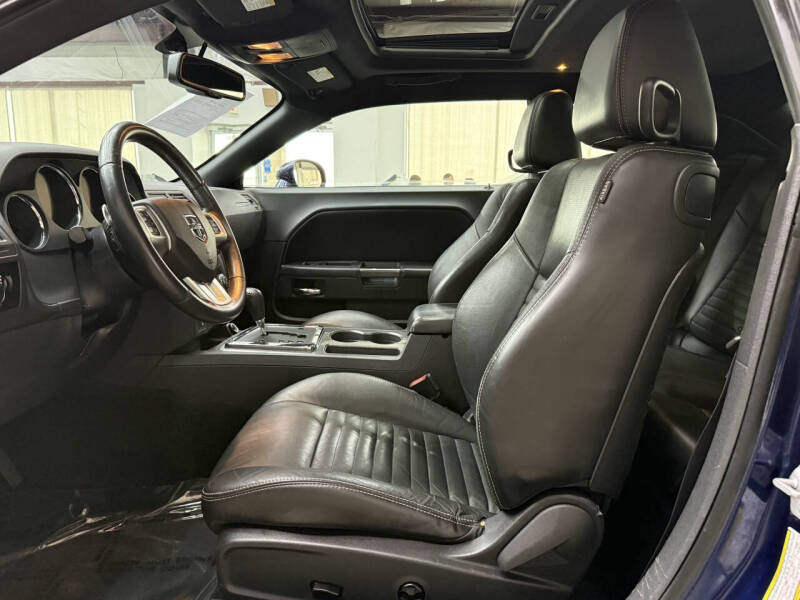 2013 Dodge Challenger SXT