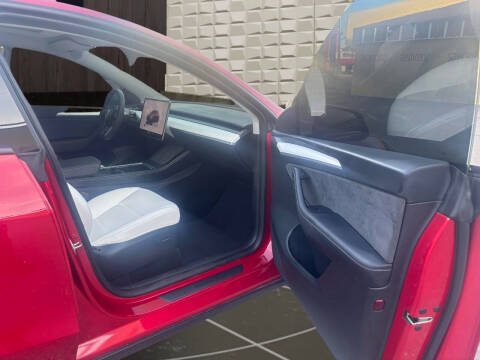2023 Tesla Model Y Long Range